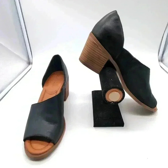 Sole Society Ralimia Heels Black Leather Stack heel shoe sz 9 M - Picture 1 of 9